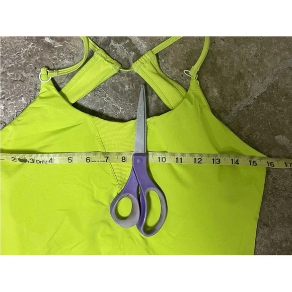 Fila top bright yellow athletic tank top with adjustable straps - Picture 3 of 5